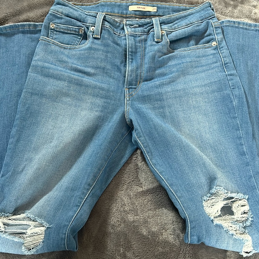 Women’s Levi Strauss 726 flare jeans size 29 (8 US)